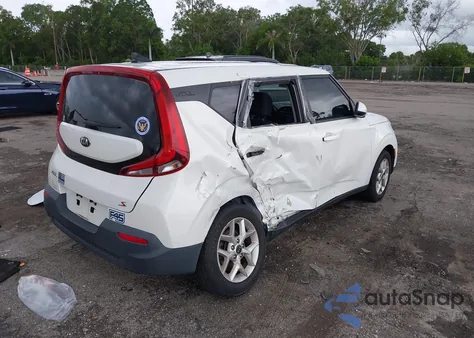 2020 Kia Soul S z USA, uszkodzony, nr VIN KNDJ23AU4L7061512